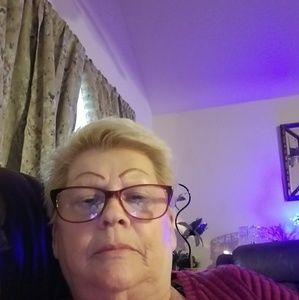 Meet your Posher, Brenda